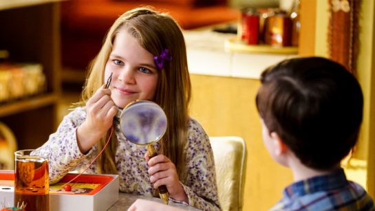 Кадр из 14 серии 1 сезона сериала «Детство Шелдона»