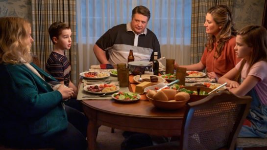 Кадр из 18 серии 3 сезона сериала «Детство Шелдона»