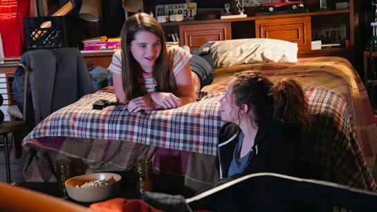 Кадр из 20 серии 6 сезона сериала «Детство Шелдона»